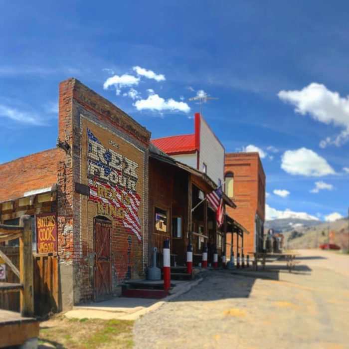 Pony Bar Play Montana